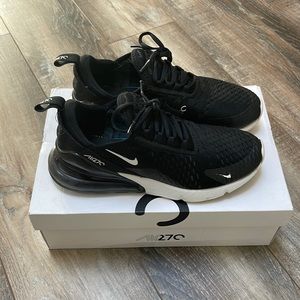 Nike Air Max 270
